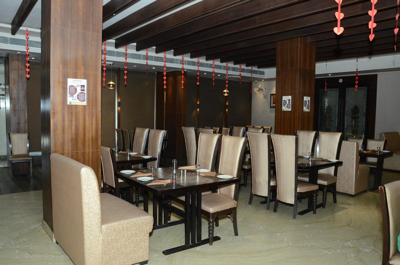 Hotel Aroma Inn Sirsa Экстерьер фото